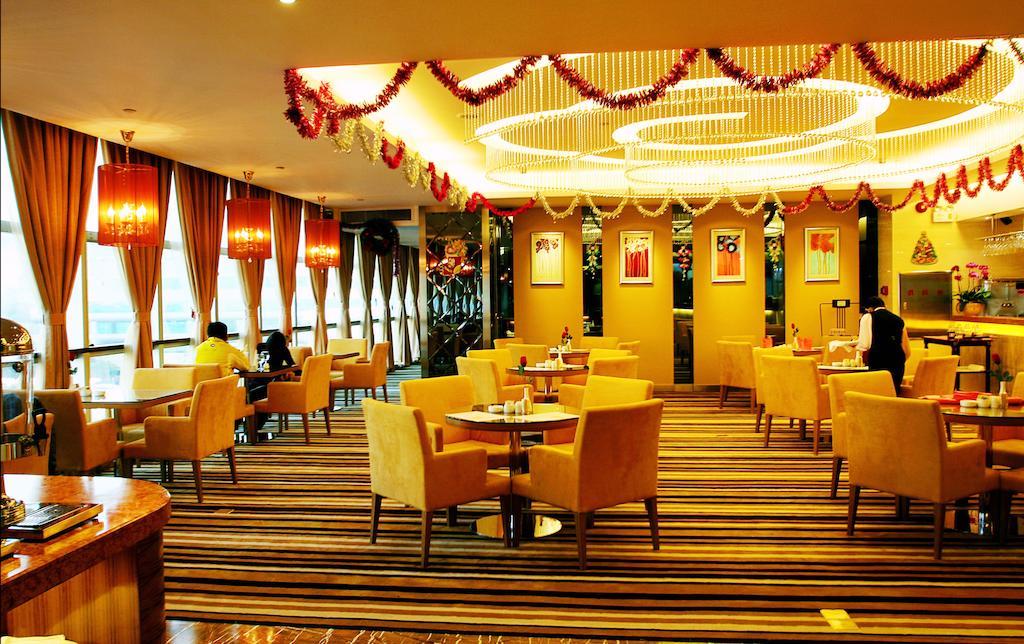 Shenzhen Luohu Railway Station Hotel - Commercial Building Exterior photo